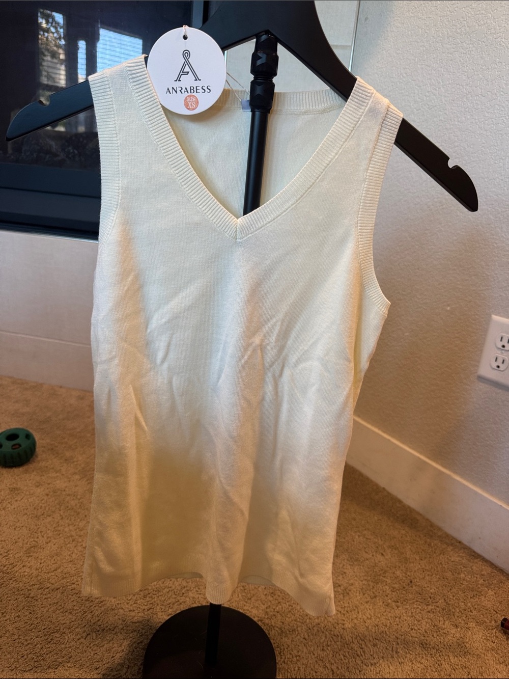 White/Cream V-Neck Knit Tank Top